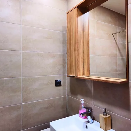 Apartment Srna Milmari