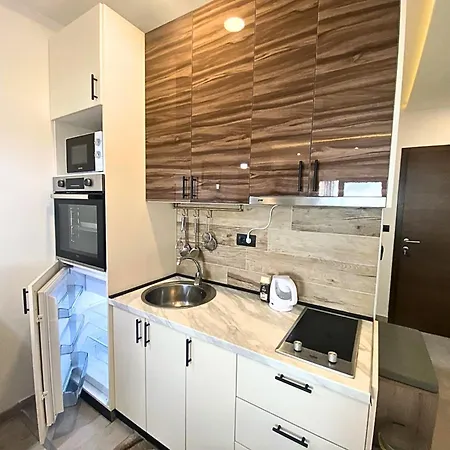Srna Milmari Apartment *