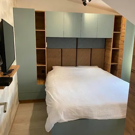 Srna Milmari Appartement *