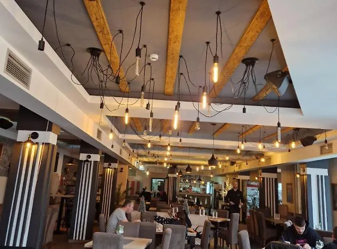 公寓 Srna Milmari 科帕奥尼克