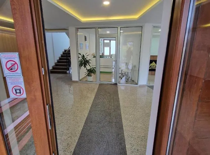 公寓 Srna Milmari *