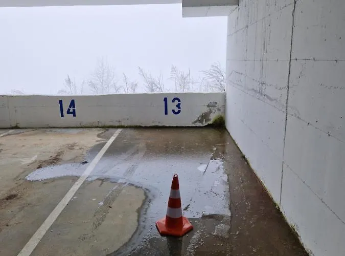 公寓 Srna Milmari *